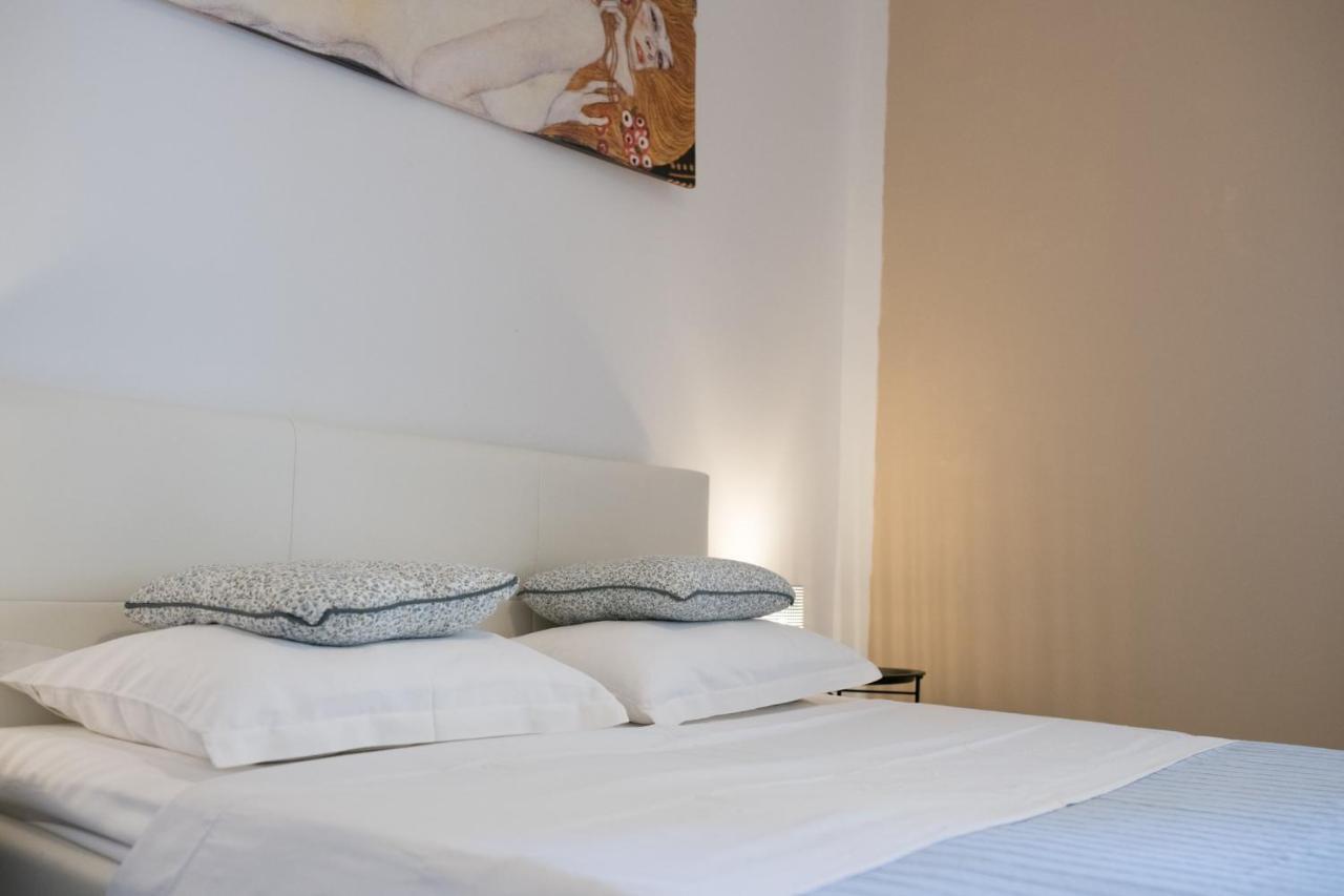 Oliveum Apartments อูมัค ภายนอก รูปภาพ